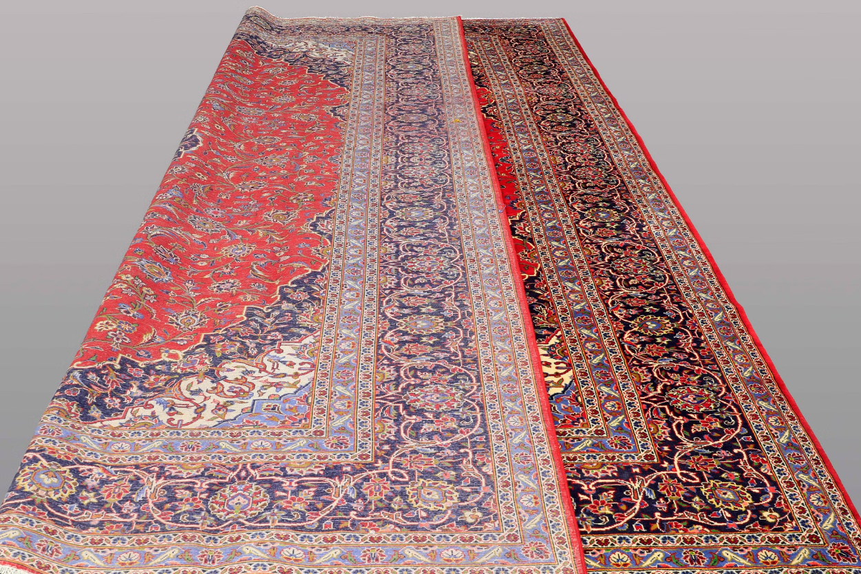 A signed Kashan carpet - Image 4
