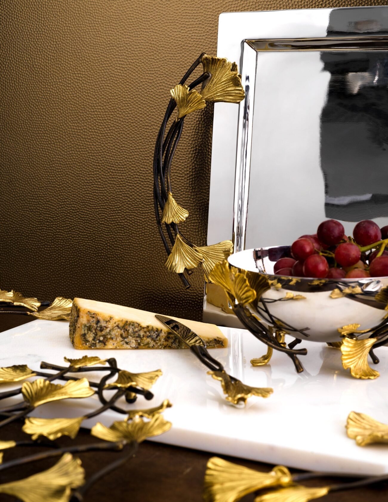 Golden Ginkgo Large Cheese Board with Knife - Image 3