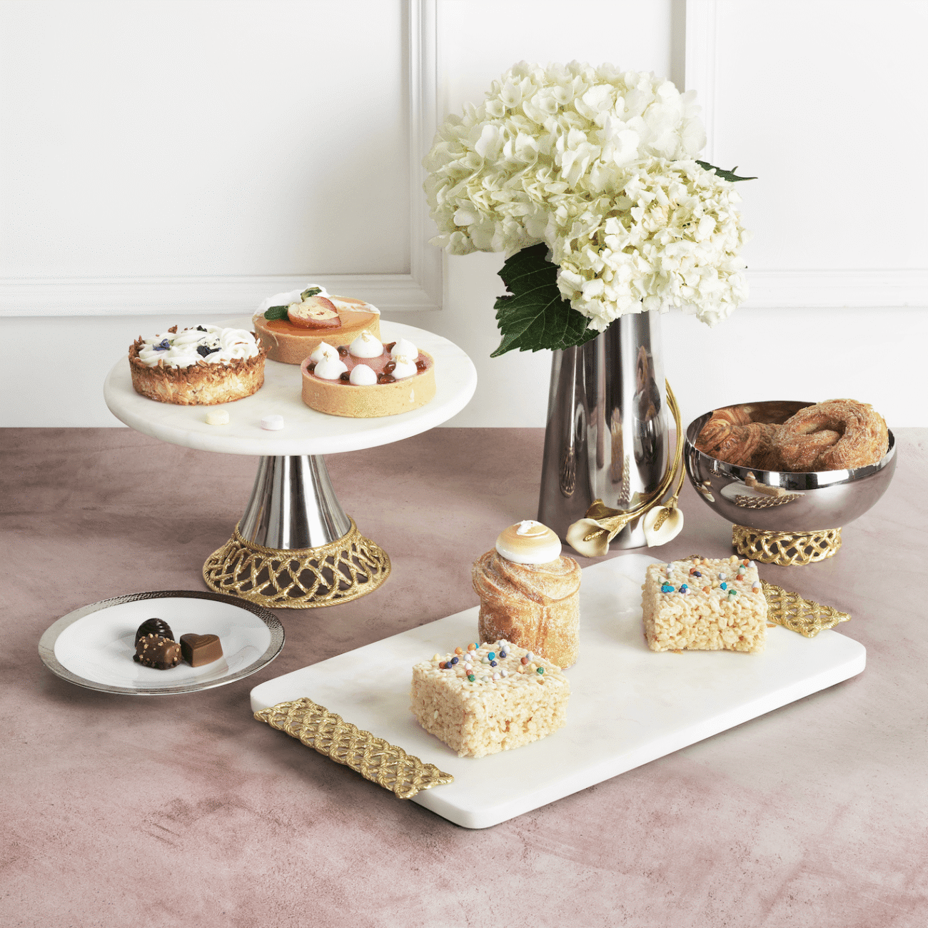 Love Knot Cake Stand - Image 3