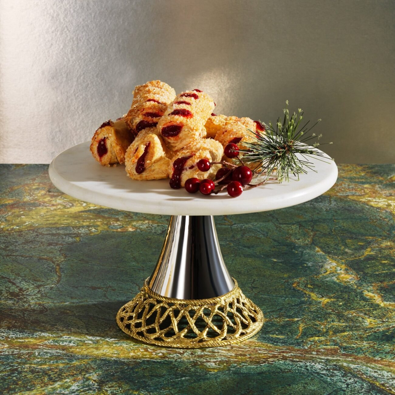 Love Knot Cake Stand - Image 2
