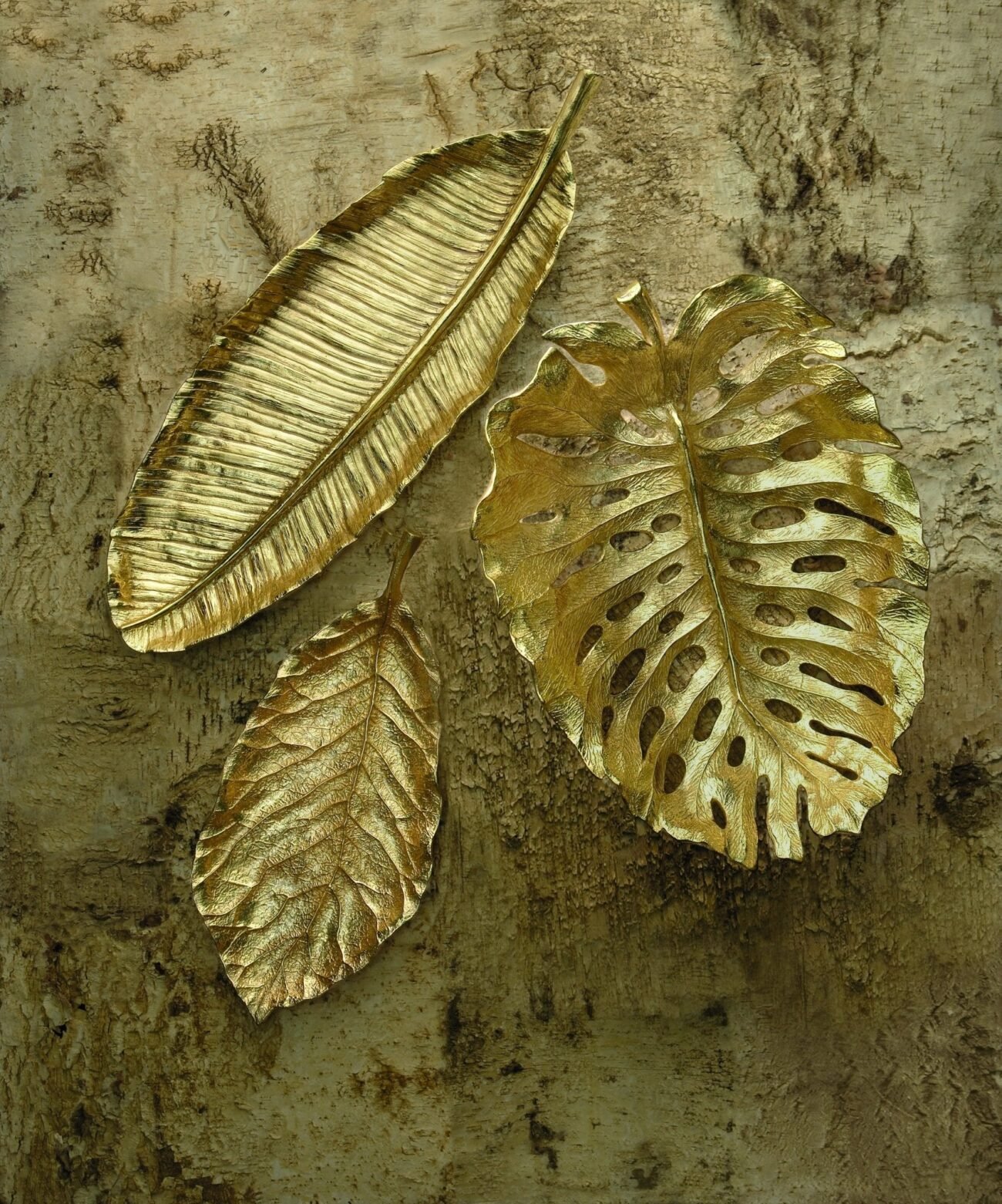 New Leaves Monstera Centerpiece - Image 6